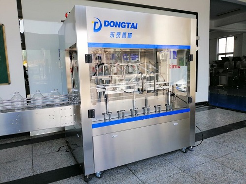 食用油灌裝機(jī)因細(xì)節(jié)而受歡迎，山東東泰為其助力